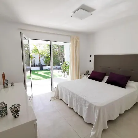 Сasa de vacaciones Bungalow Solycan 35 With Hot Tub By Pride Properties Gc