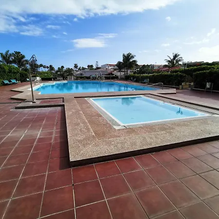 Сasa de vacaciones Bungalow Solycan 35 With Hot Tub By Pride Properties Gc San Bartolomé